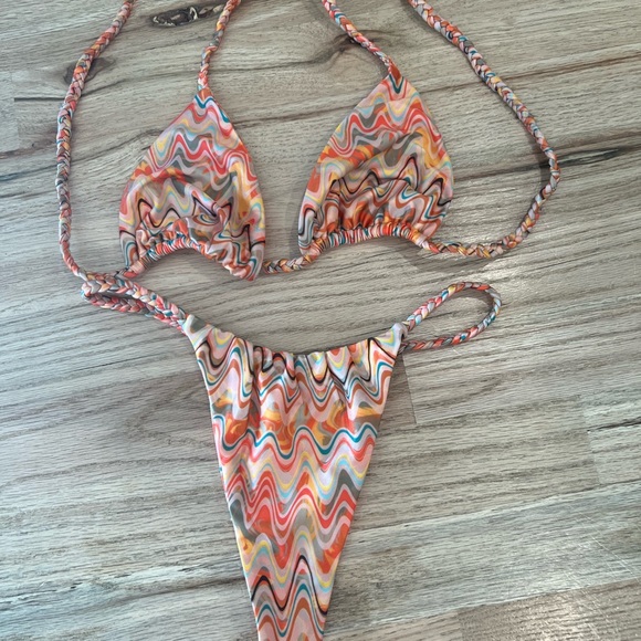 Neena Swim Bikini Set - Picture 3 of 5